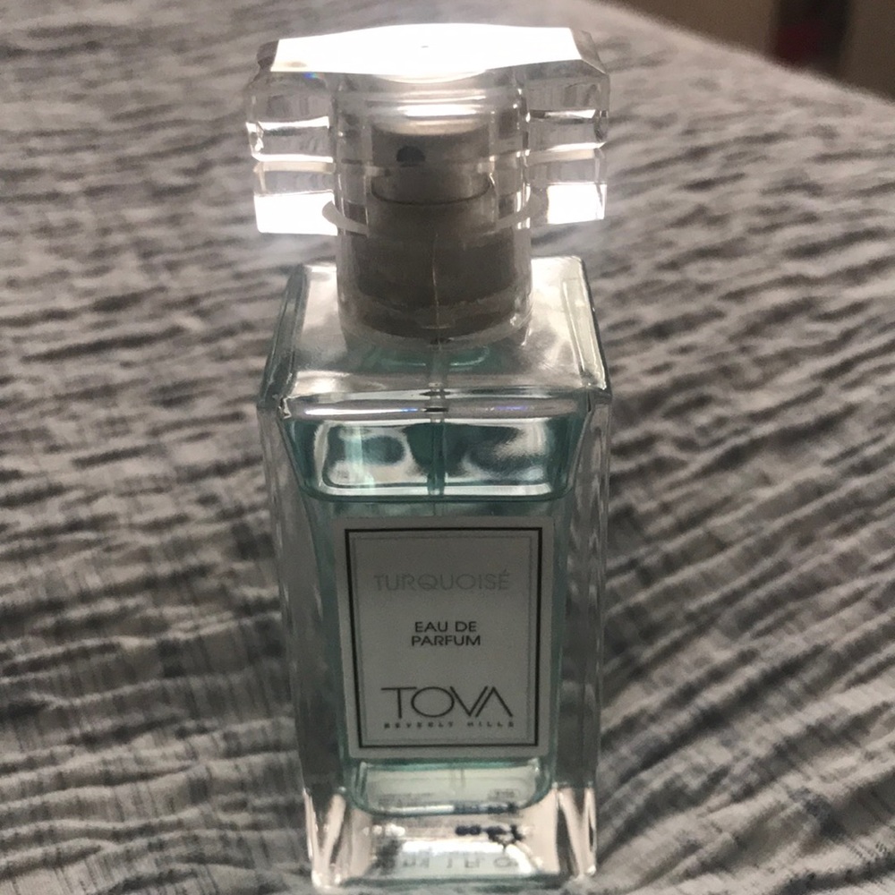 Tova Turquoise
